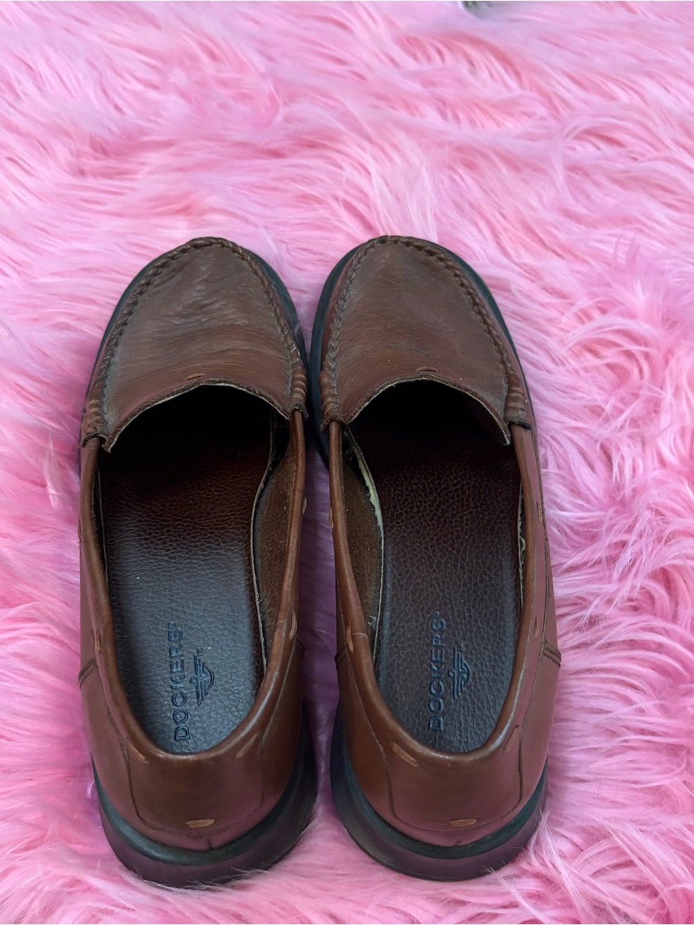 Dockers Brown Leather Slip-On Loafers Women’s size 6